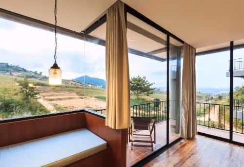 Deluxe Double or Twin Room with Balcony