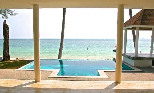 Villa - Beach Front
