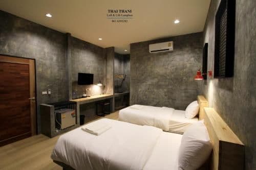 Standard Twin Room