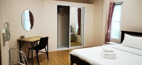 One-Bedroom Bungalow