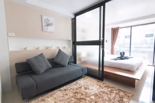 Studio with Sofa Bed