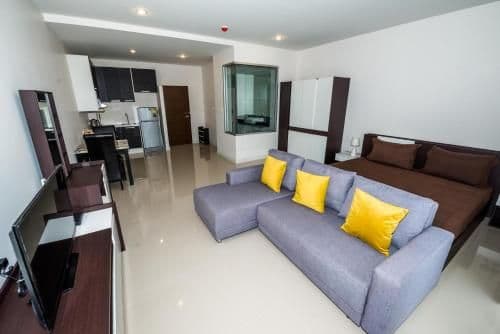 Studio Apartment