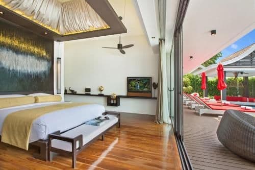 Villa - Beach Front