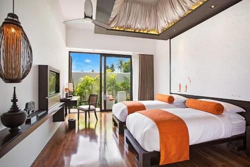 Villa - Beach Front