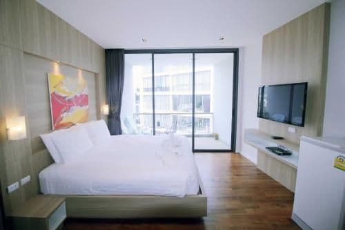 Studio Apartment