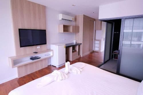 Studio Apartment