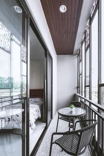 Apartment with Balcony