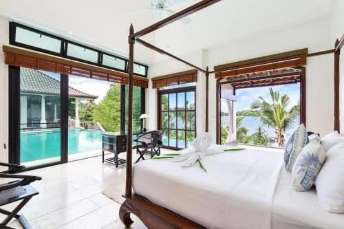 Villa - Beach Front