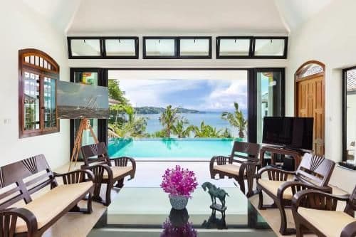 Villa - Beach Front