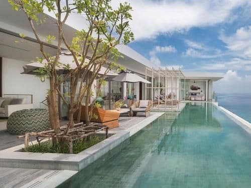 Villa with Sea View