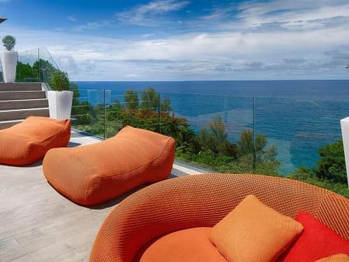 Villa with Sea View