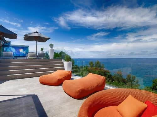 Villa with Sea View