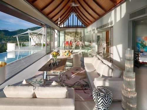 Villa with Garden View