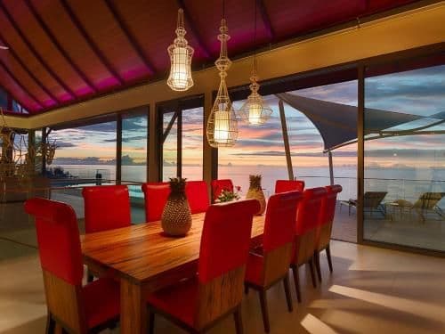 Villa with Garden View