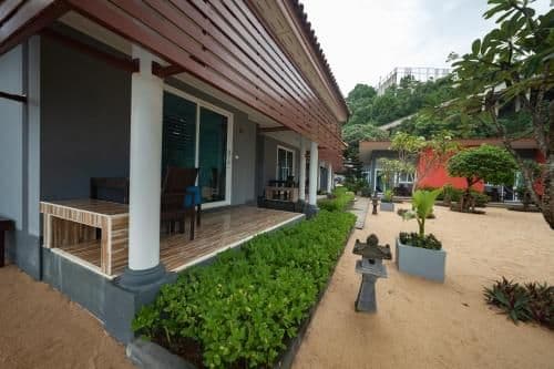 Bungalow with Sea View