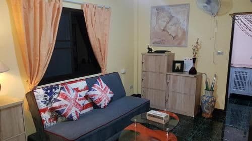 Superior One-Bedroom House