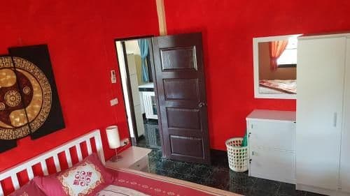 Superior One-Bedroom House