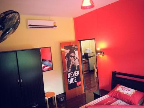 Superior One-Bedroom House