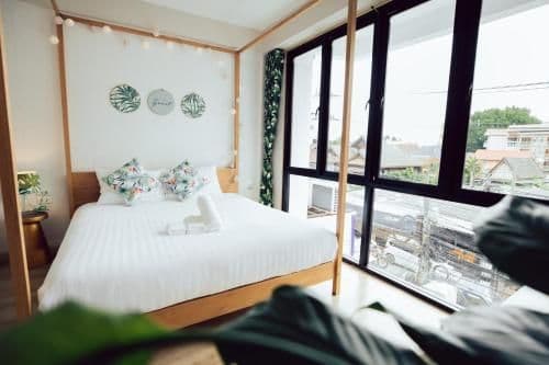 Deluxe Double Room with Shower