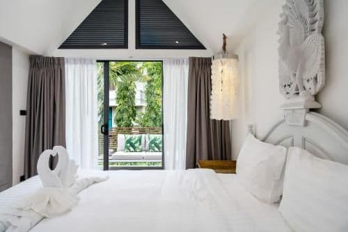 Villa - Beach Front