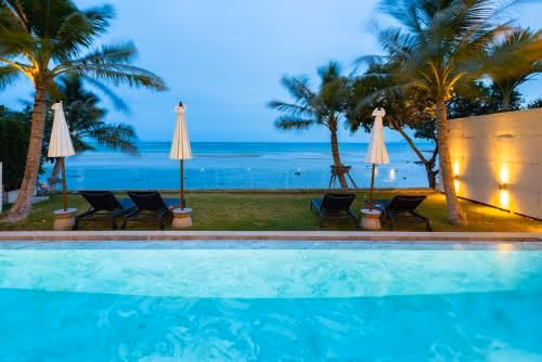 Villa - Beach Front