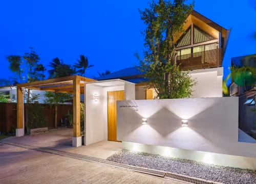 Villa - Beach Front