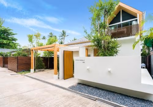 Villa - Beach Front