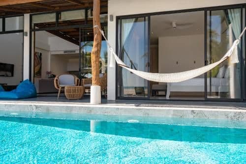 Villa - Beach Front