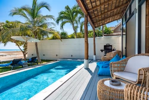 Villa - Beach Front