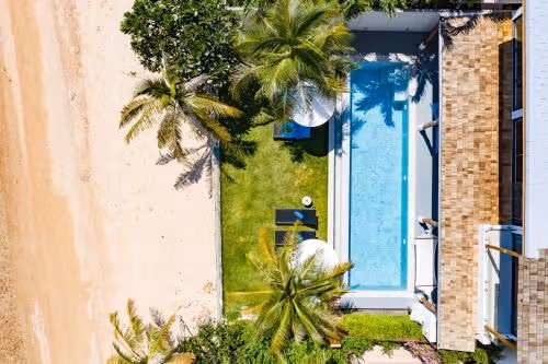 Villa - Beach Front
