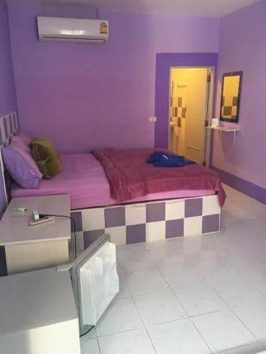 Standard Queen Room