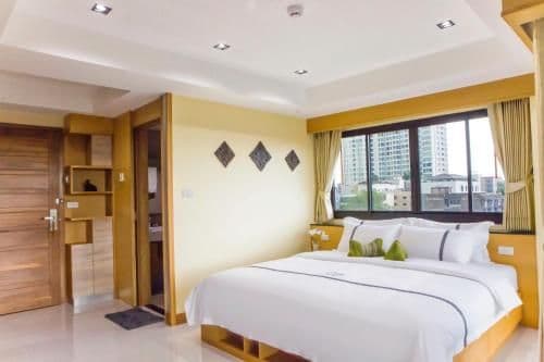 Deluxe Double Room with Balcony