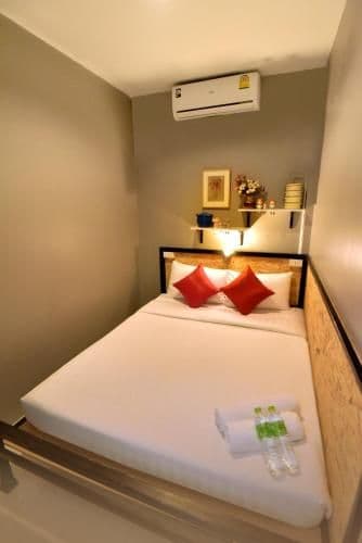 Small Double Private Room with Shared Bathroom