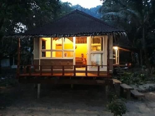 นาวา รีสอร์ท อ่าวใหญ่ เกาะพยาม นาวา รีสอร์ท อ่าวใหญ่ เกาะพยาม