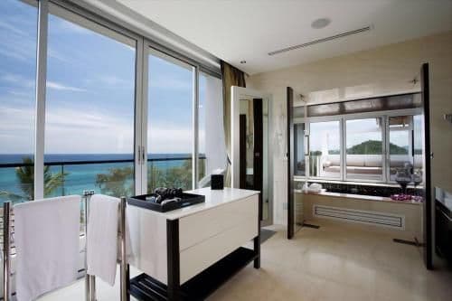 Villa with Sea View