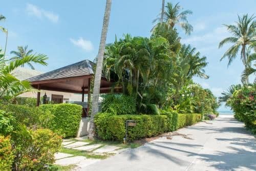 Villa - Beach Front