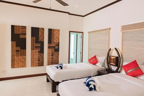 Villa - Beach Front