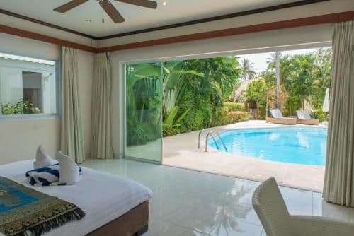 Villa - Beach Front