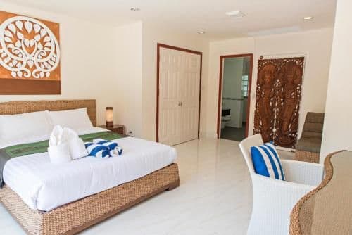 Villa - Beach Front