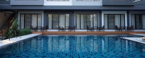 Double Room with Pool View