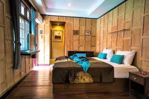 Twin Room with Pool View
