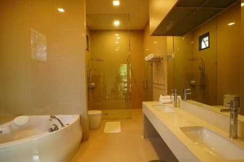 One-Bedroom Suite