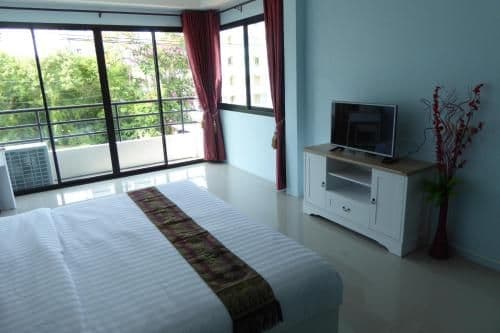 Deluxe Apartment