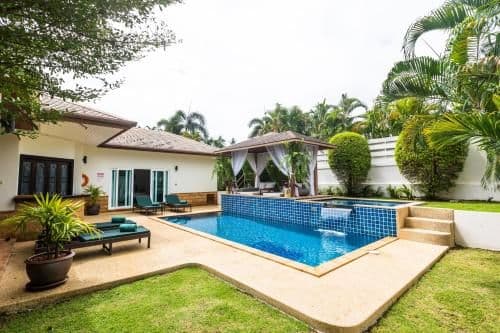 Deluxe Villa