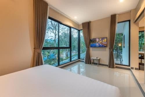 Double or Twin Room with View