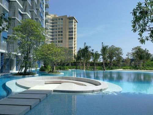 One-Bedroom Apartment with Pool Access