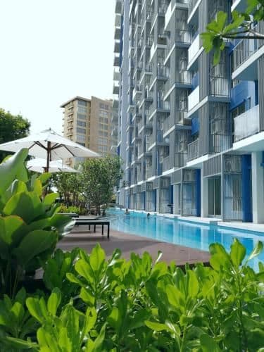 One-Bedroom Apartment with Pool Access