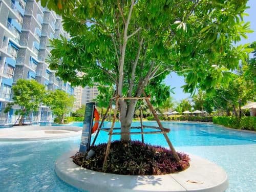 One-Bedroom Apartment with Pool Access