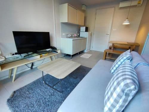 One-Bedroom Apartment with Pool Access