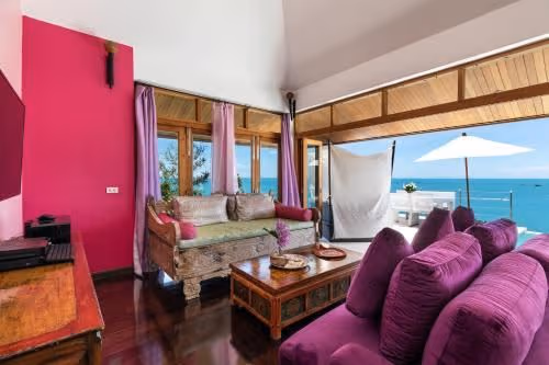 Villa - Beach Front